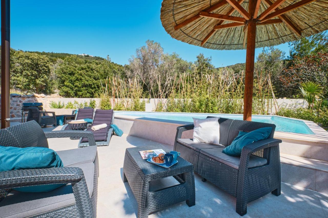 Meacres Sun Villa Miholascica Luaran gambar