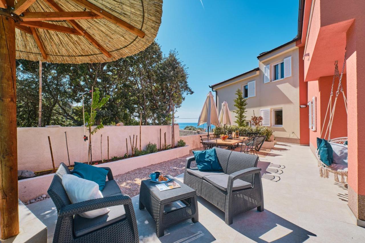 Meacres Sun Villa Miholascica Luaran gambar