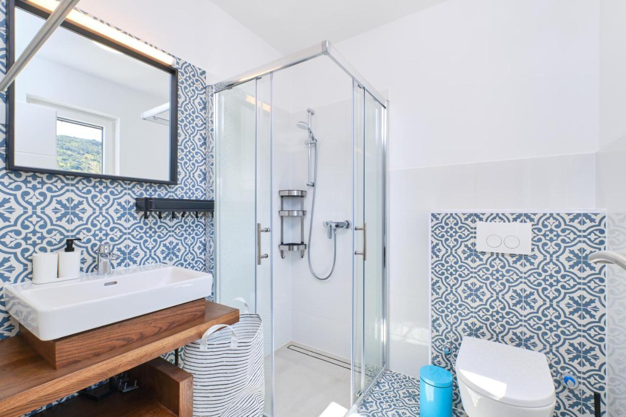 Meacres Sun Villa Miholascica Luaran gambar