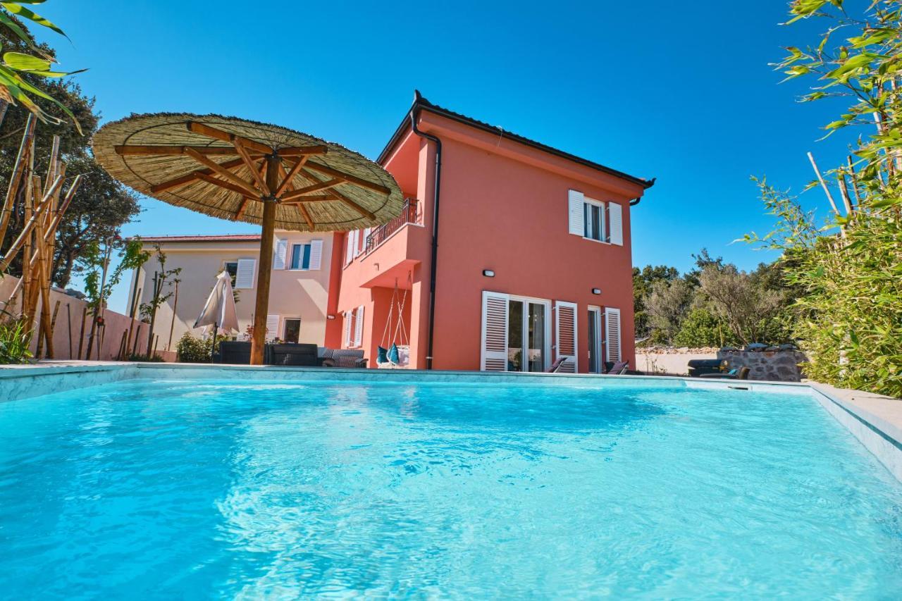 Meacres Sun Villa Miholascica Luaran gambar